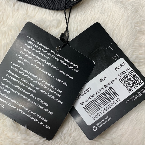 Lululemon More Miles Active Backpack NWT Black - Picture 14 of 16